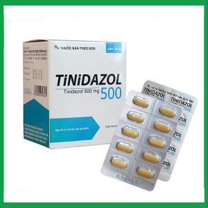 Thuốc Tinidazol 500 dự phòng nhiễm khuẩn sau phẫu thuật (10 vỉ x 10 viên)