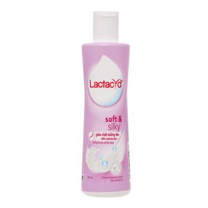 Dung dịch vệ sinh phụ nữ Lactacyd Soft And Silky 250ml